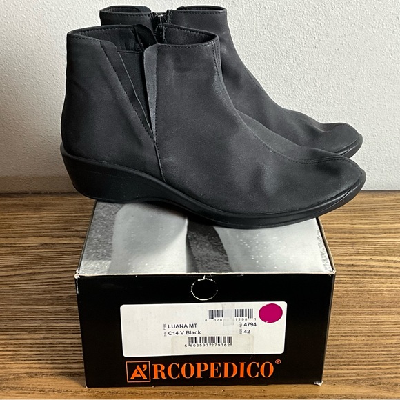 Luana Black Ankle Boot, New in Box, EU Size 42 - Picture 6 of 6